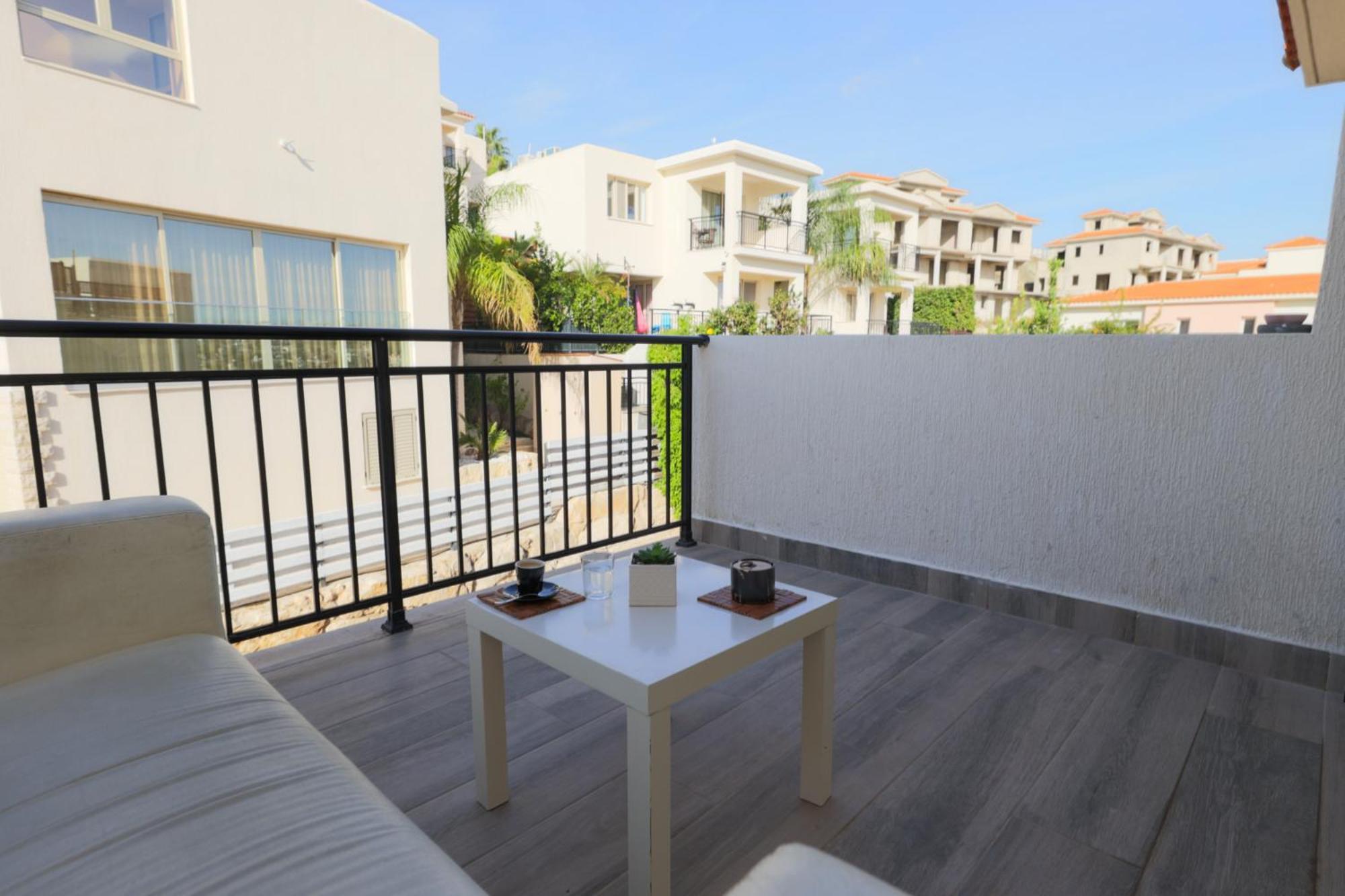 Eden Blue-Horizon 1B, Paphos, Sea View, Pool Διαμέρισμα Konia Εξωτερικό φωτογραφία